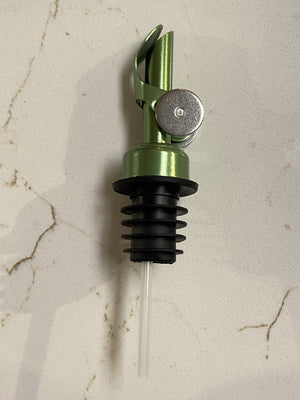 Metallic Green Spout w/ Metal Straw
